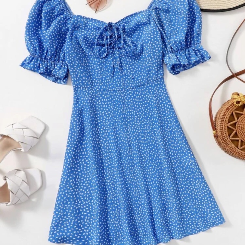Blue dress